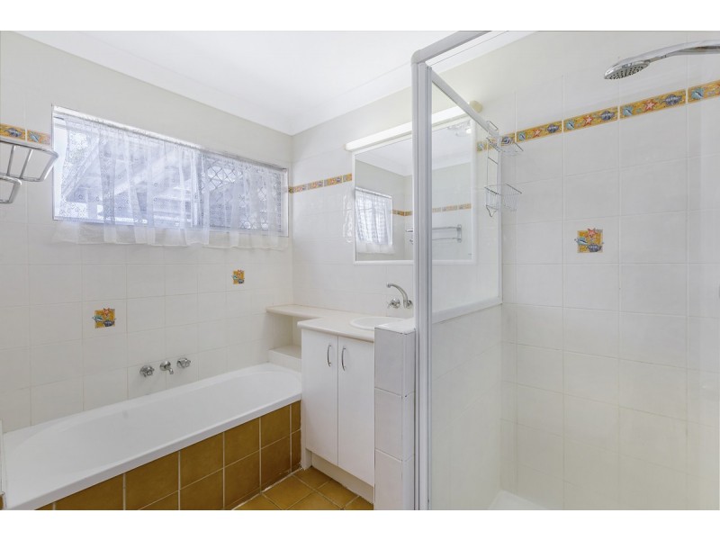 5 Dawn Crescent, Thornlands QLD 4164