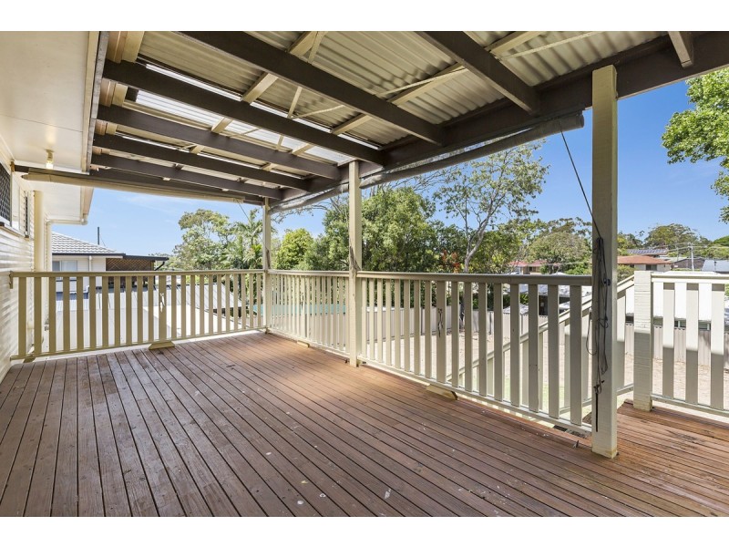 5 Dawn Crescent, Thornlands QLD 4164