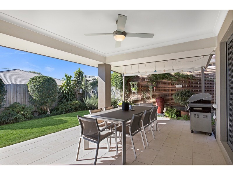 6 Torello Crescent, Victoria Point QLD 4165