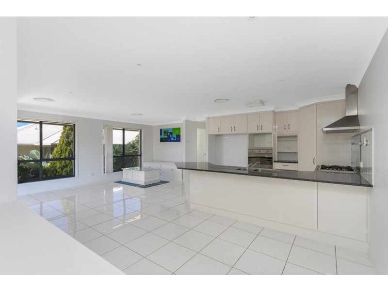 23 Bedarra Street, Redland Bay QLD 4165