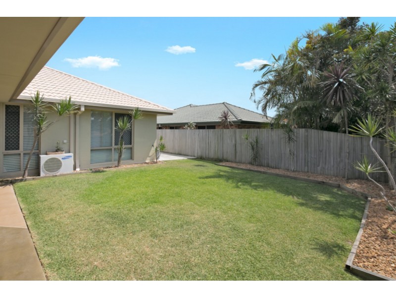 8 Gladebourne Crescent, Victoria Point QLD 4165