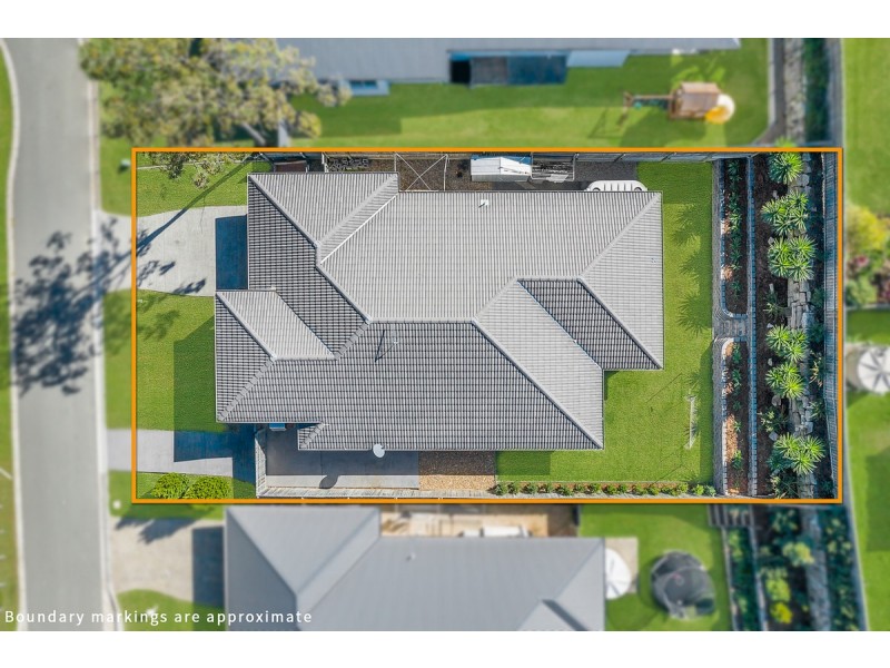 14 Park Edge Place, Redland Bay QLD 4165