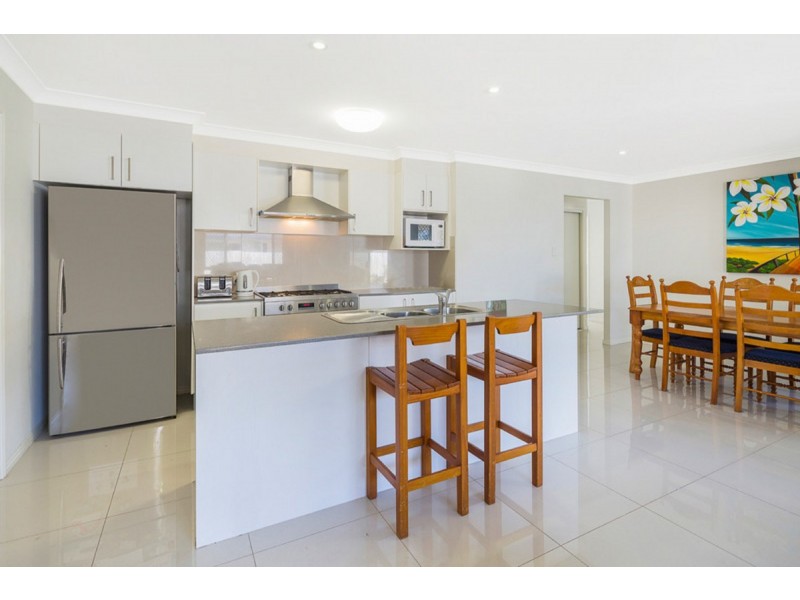 14 Park Edge Place, Redland Bay QLD 4165