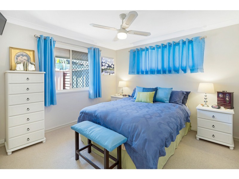 16 Trafalgar Drive, Victoria Point QLD 4165