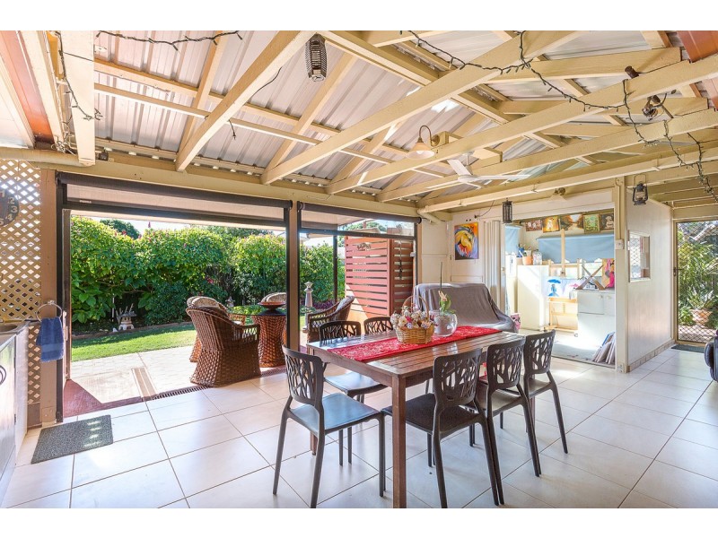 16 Trafalgar Drive, Victoria Point QLD 4165