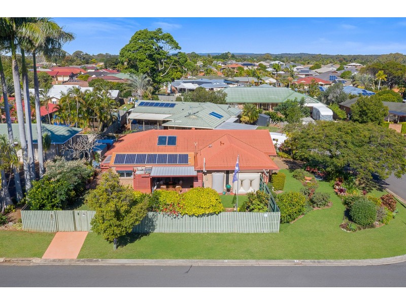 16 Trafalgar Drive, Victoria Point QLD 4165
