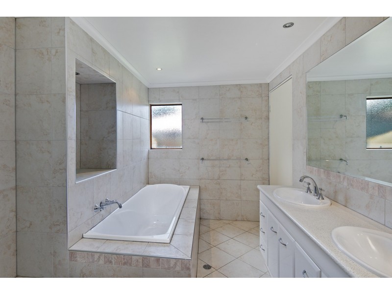 11 Boat Street, Victoria Point QLD 4165