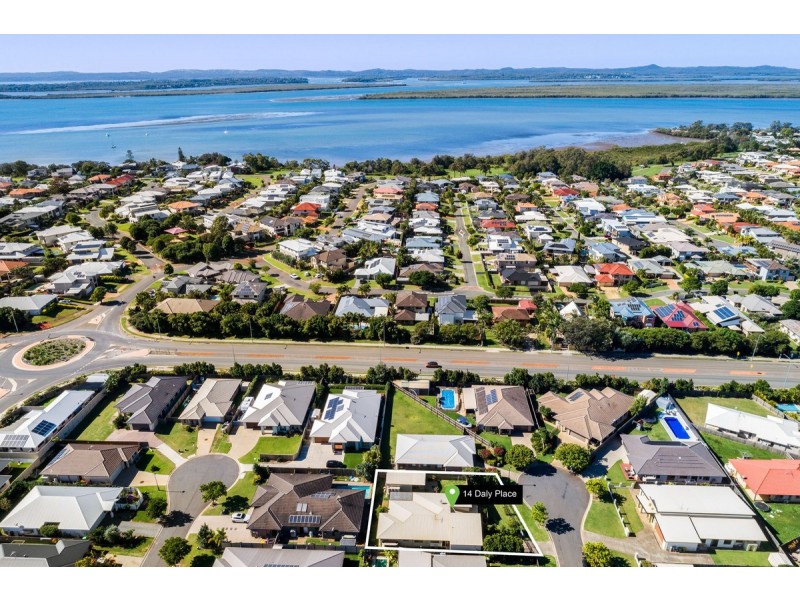 14 Daly Place, Redland Bay QLD 4165
