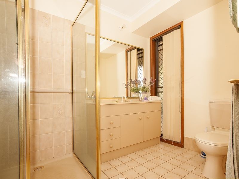 1 Anne Marie Court, Victoria Point QLD 4165