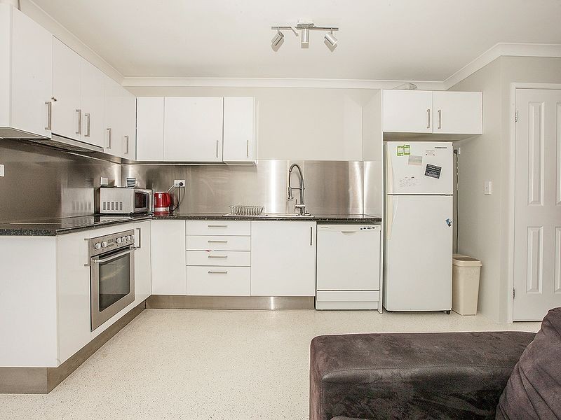 10/442 Main Street, Kangaroo Point QLD 4169