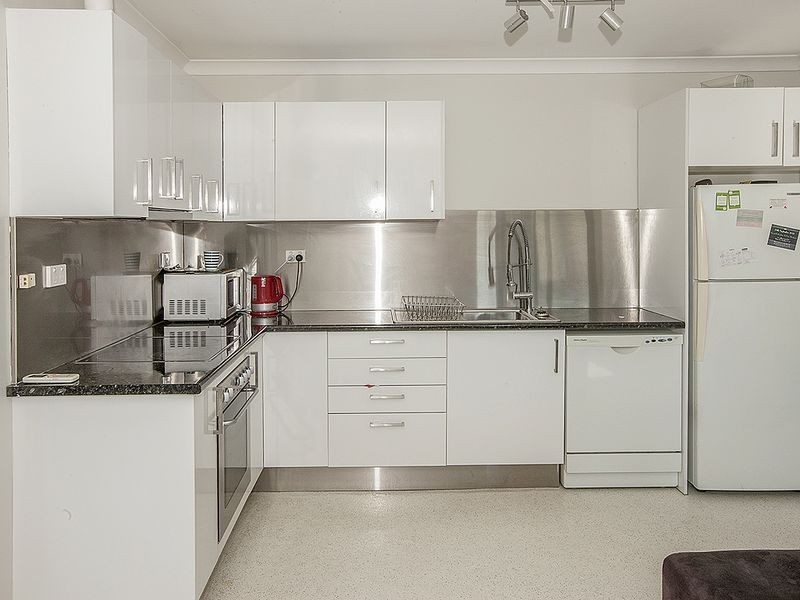 10/442 Main Street, Kangaroo Point QLD 4169