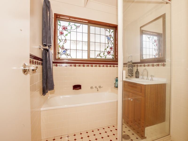 12 Phillip Street, Cleveland QLD 4163