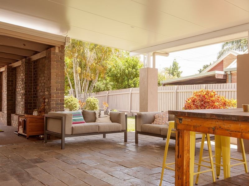 12 Phillip Street, Cleveland QLD 4163