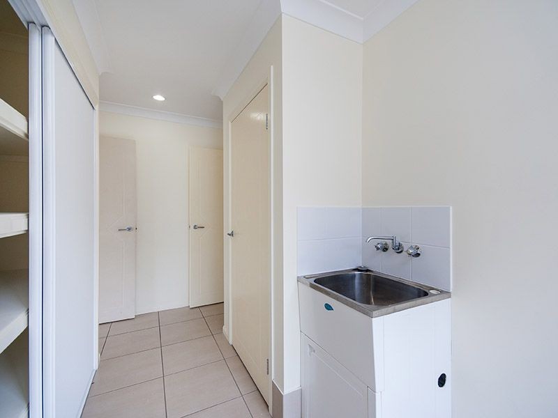 5 Caswell Crescent, Redland Bay QLD 4165