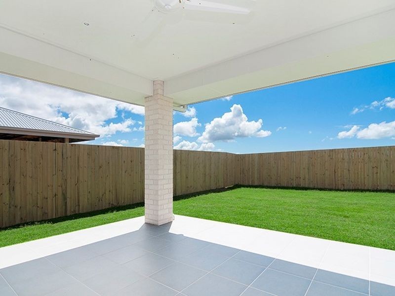 26 Maree Place, Redland Bay QLD 4165