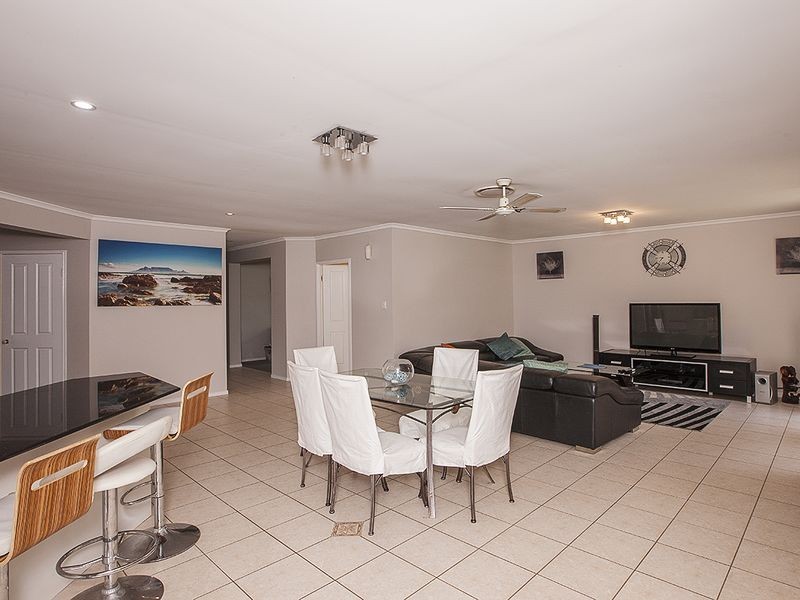 14 Snipe Street, Redland Bay QLD 4165