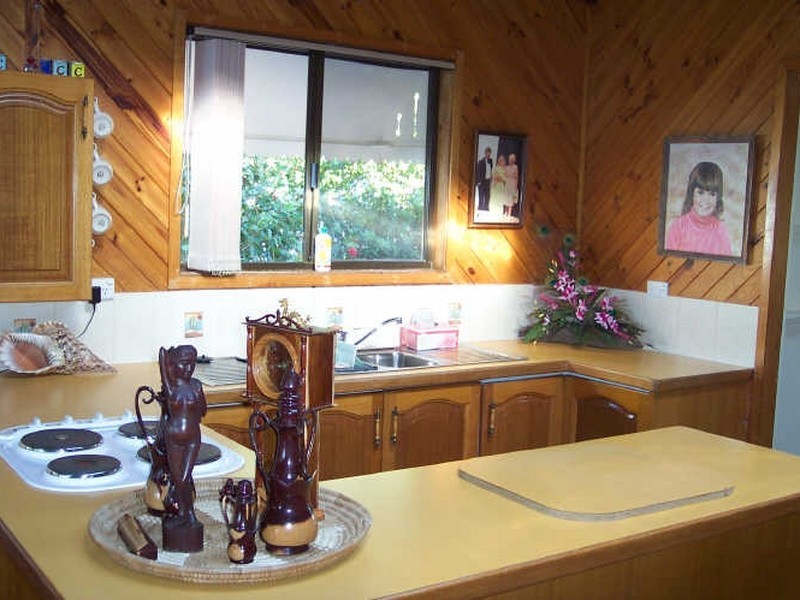 17 Lovell Parade, Lamb Island QLD 4184