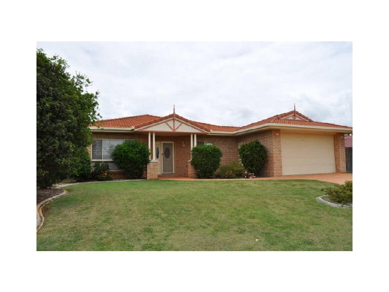 8 Manuela Street, Victoria Point QLD 4165