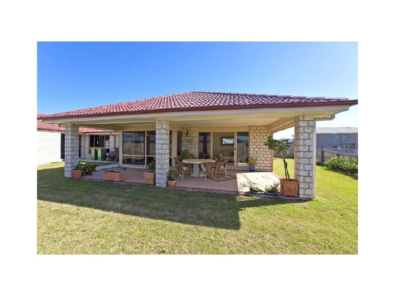 11 Aspen Place, Redland Bay QLD 4165