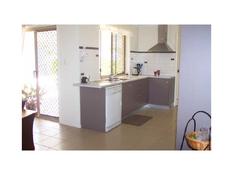 10 Jeanne Drive, Victoria Point QLD 4165