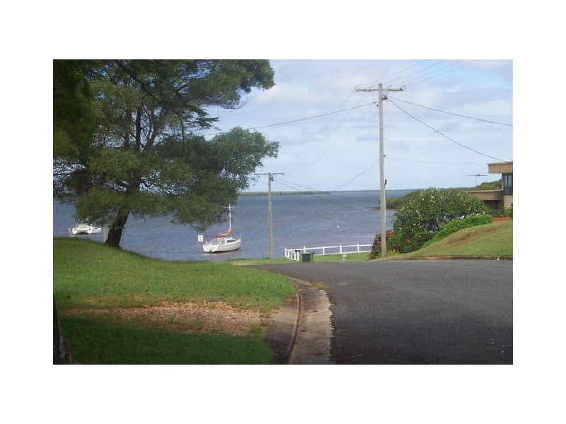 3 Church Street, Victoria Point QLD 4165