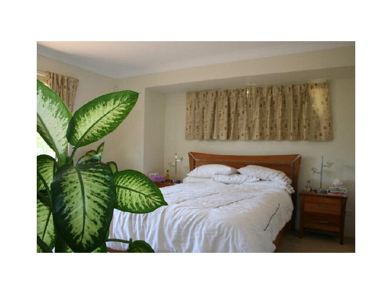 23 Lowe Circuit, Redland Bay QLD 4165