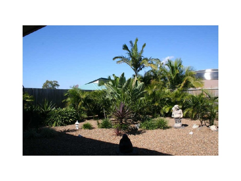 23 Lowe Circuit, Redland Bay QLD 4165