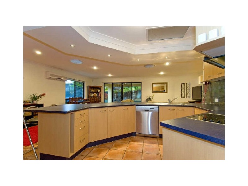 8 Glenbrook Avenue, Victoria Point QLD 4165