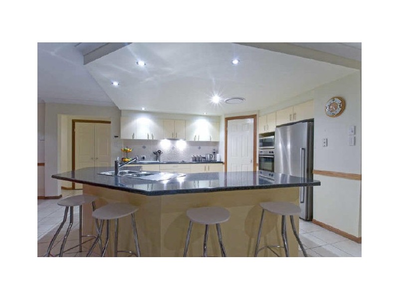 2 Highgreen Place, Thornlands QLD 4164