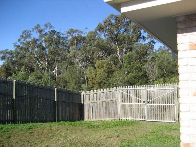 14 Cassim Place, Redland Bay QLD 4165