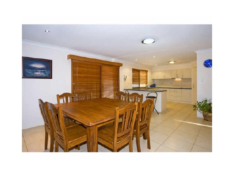 4 Orpheus Place, Redland Bay QLD 4165