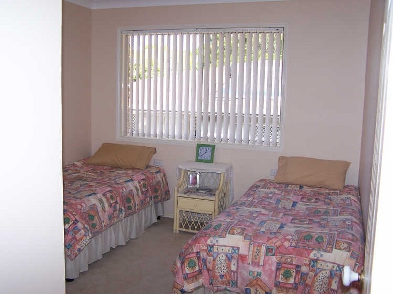 3 Pullen Street, Coochiemudlo Island QLD 4184