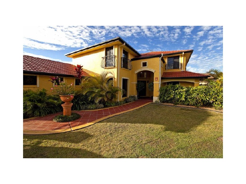 18 Gladebourne Crescent, Victoria Point QLD 4165