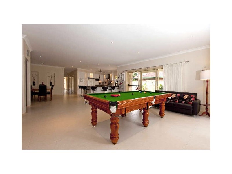 8A Tathra Street, Redland Bay QLD 4165