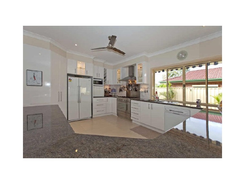 8A Tathra Street, Redland Bay QLD 4165