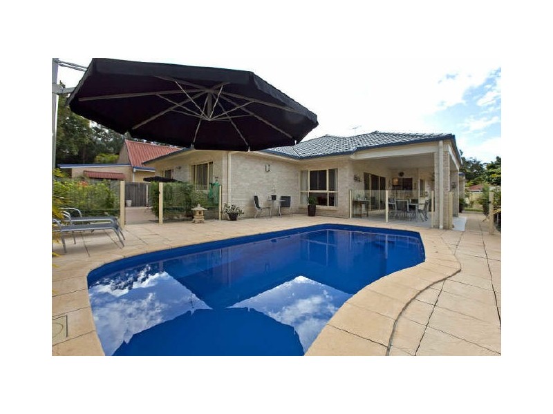 8A Tathra Street, Redland Bay QLD 4165