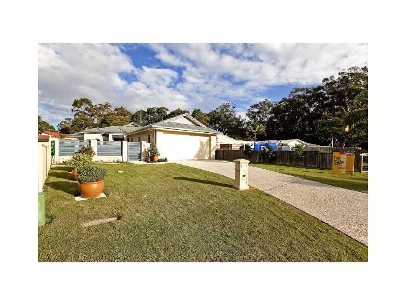 8A Tathra Street, Redland Bay QLD 4165