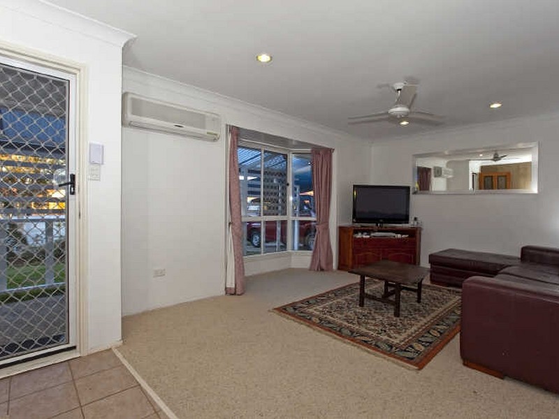 16 Babamande Street, Redland Bay QLD 4165