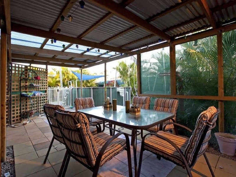 16 Babamande Street, Redland Bay QLD 4165