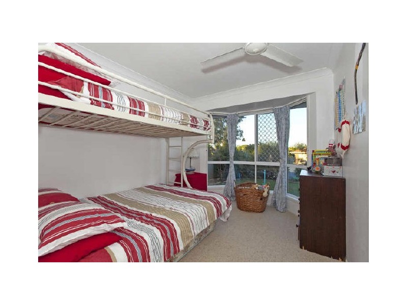 16 Babamande Street, Redland Bay QLD 4165