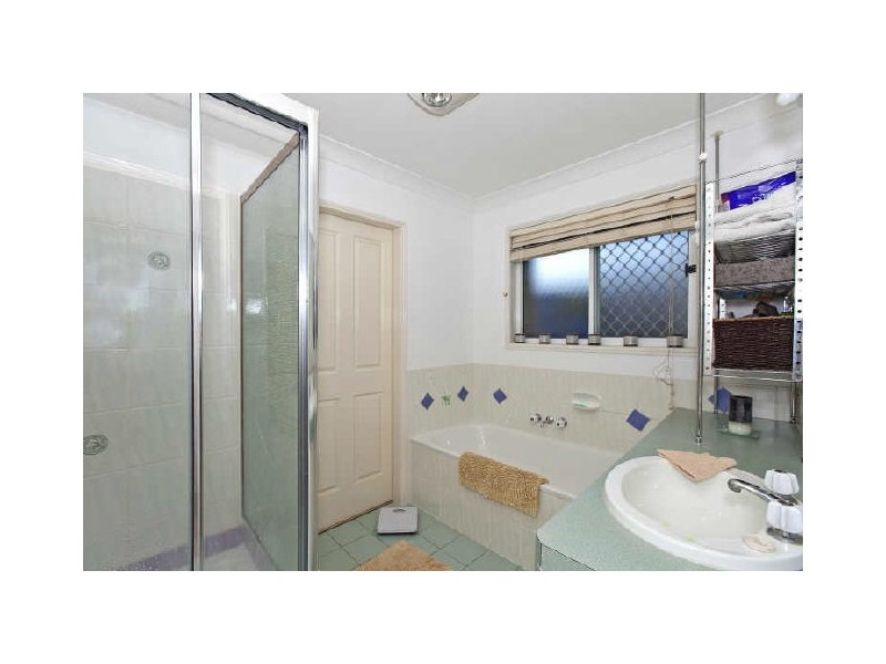 16 Babamande Street, Redland Bay QLD 4165