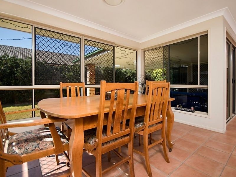 13 Thornlands Road, Thornlands QLD 4164