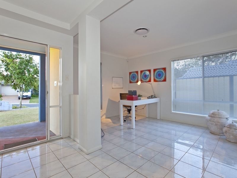 29 Caswell Cres, Redland Bay QLD 4165