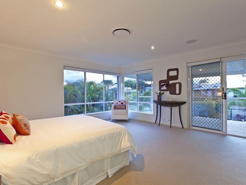 29 Caswell Cres, Redland Bay QLD 4165