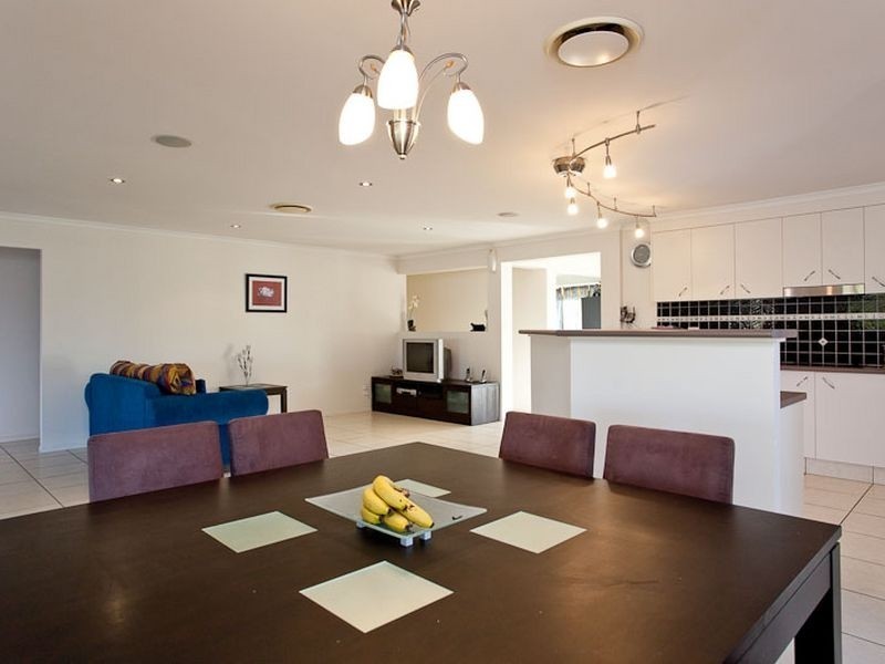 5 Summerhill St, Victoria Point QLD 4165