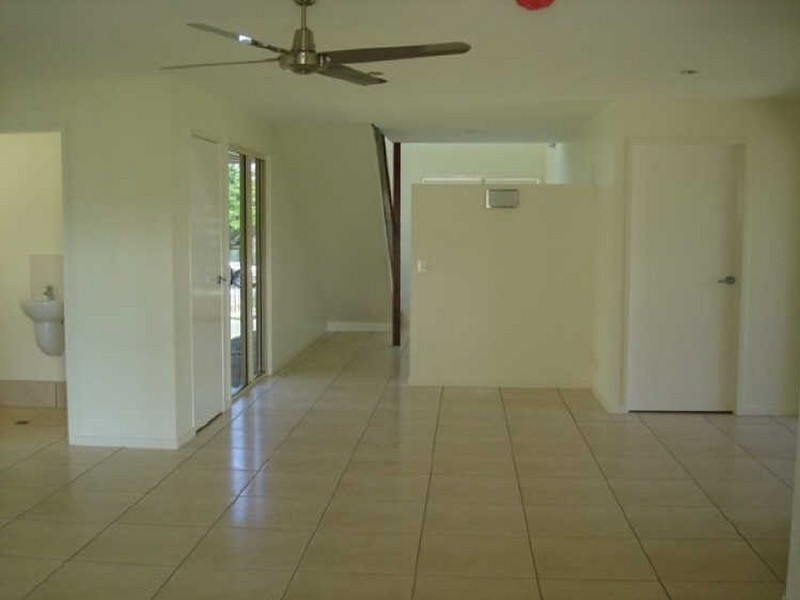 11/11 Yeo Street, Victoria Point QLD 4165
