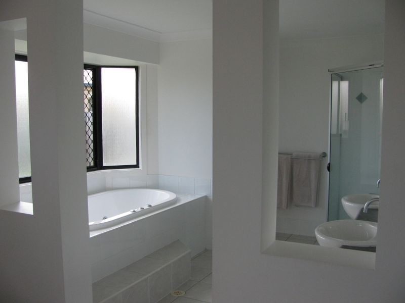 26 Lakefield Drive, Victoria Point QLD 4165