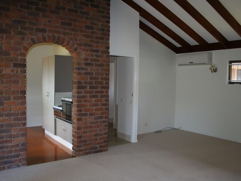 101 Torquay Road, Redland Bay QLD 4165