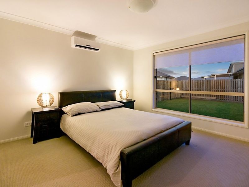 8 River Gum Court, Loganholme QLD 4129
