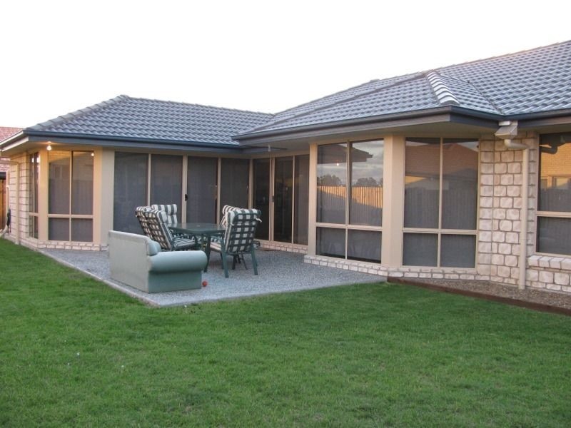 8 River Gum Court, Loganholme QLD 4129